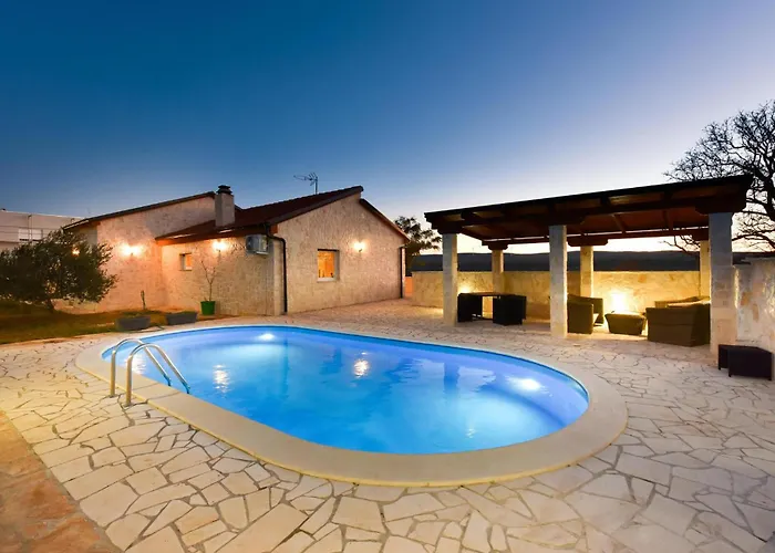 Beach Front Home In Pridraga