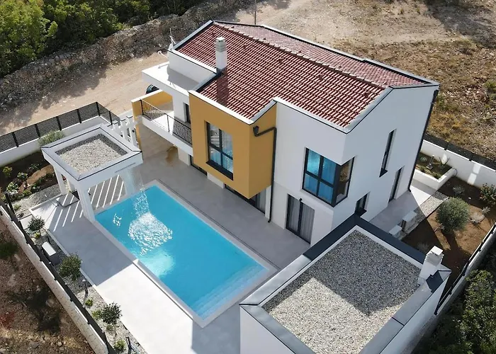 Luxury Villa - For Gift